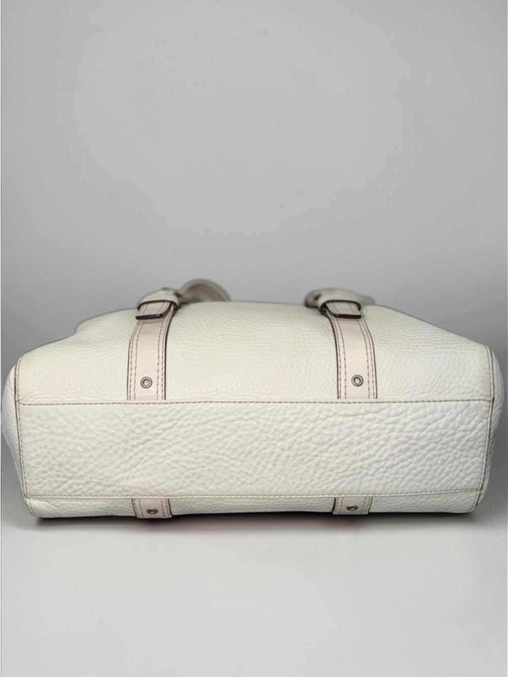 Coach Off White Pebbled Leather Chelsea Zip Satchel Handbag Women’s - Picture 8 of 10